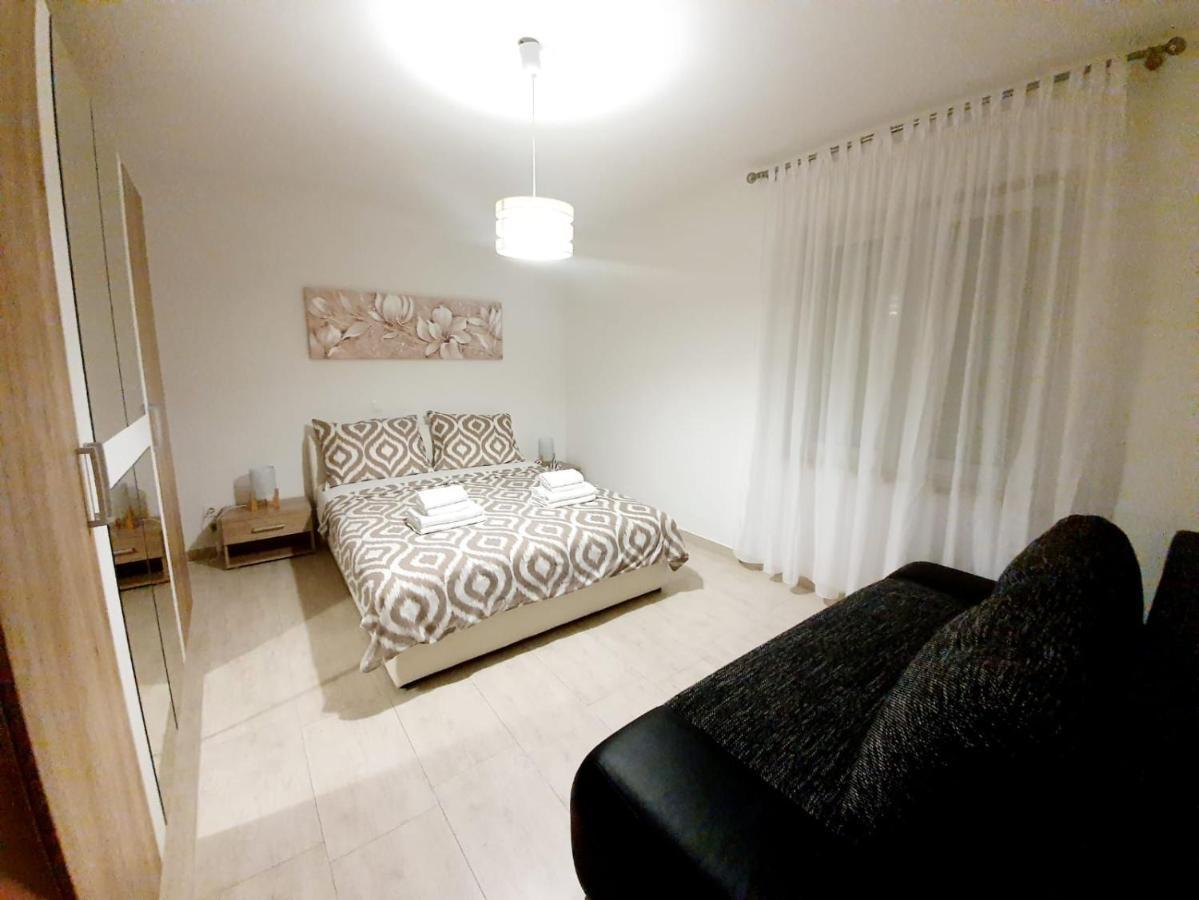 ביבינייה Apartmani Sara מראה חיצוני תמונה